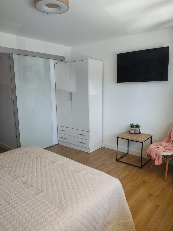 Apartamento Pequeno, Coqueto Y Centrico. เซเดย์รา ภายนอก รูปภาพ
